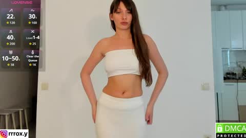 Snapshot of r00xvel chatting on April 2026 06:30:02 AM r00xvel online show from April 2026 06:30:02 AM