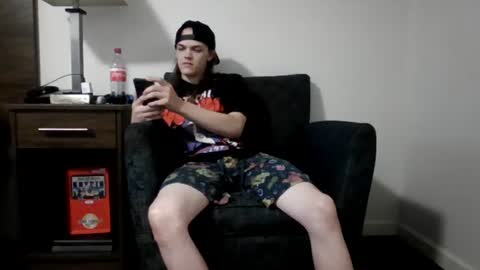 r_monkey583 online show from September 2025 12:05:01 PM