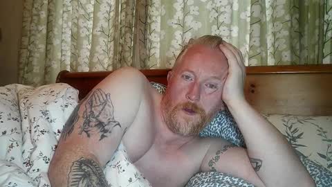 Snapshot of r_o_h_a_n chatting on October 2025 08:59:01 AM r_o_h_a_n online show from October 2025 08:59:01 AM