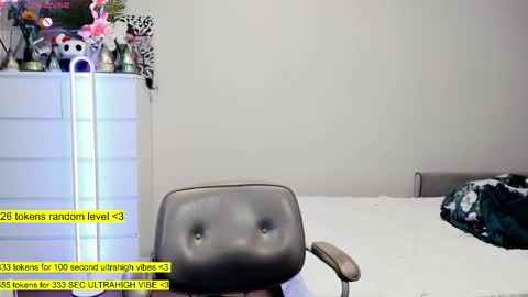 - online show from December 2025 01:46:02 AM