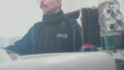 Raccoon68 online show from December 2024 01:21:01 PM