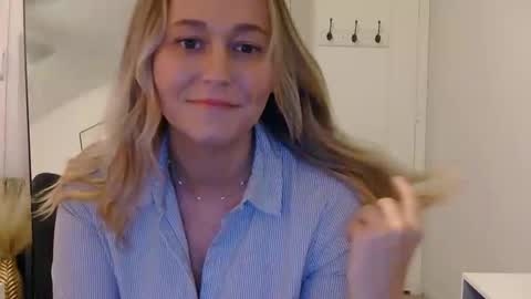 rachaelrose30 online show from December 2025 10:27:02 PM