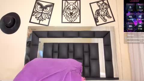 Snapshot of rachel__milfy chatting on February 2025 10:25:01 PM Rachel online show from February 2025 10:25:01 PM