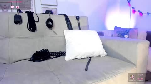 Snapshot of rachel_es chatting on February 2025 07:45:01 AM RACHEL ES online show from February 2025 07:45:01 AM