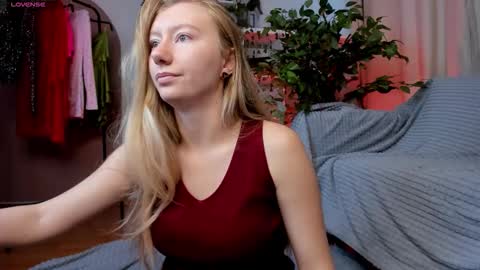 Rachel online show from October 2025 04:20:02 AM