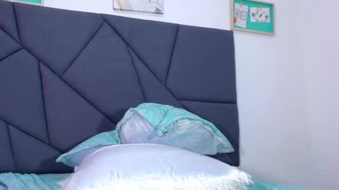 Snapshot of rachelbrown_ chatting on December 2024 06:20:02 PM MALIKA Z online show from December 2024 06:20:02 PM
