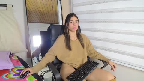 Rachell online show from February 2025 06:35:01 AM