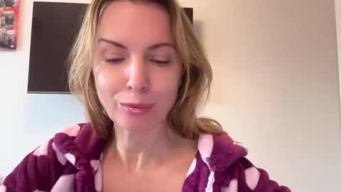 Snapshot of rachelldelicious chatting on February 2025 09:56:01 AM Rachel online show from February 2025 09:56:01 AM