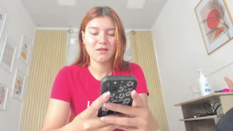Snapshot of rachellesc chatting on May 2026 12:13:01 PM rachellesc online show from May 2026 12:13:01 PM
