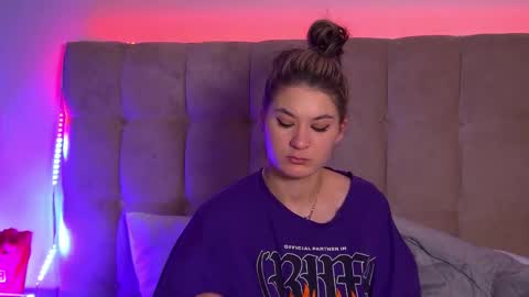 RachellSimpson online show from March 2025 05:07:02 AM