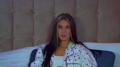 RachellSimpson online show from September 2025 07:02:02 PM