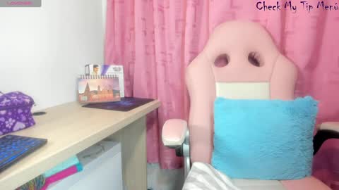 REY online show from December 2024 10:19:01 AM