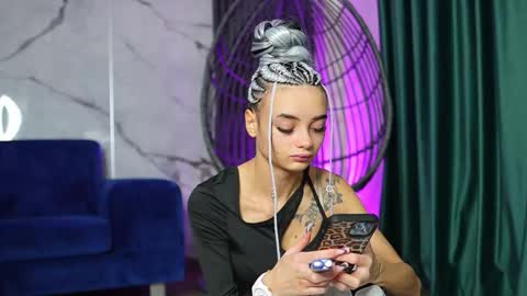 Snapshot of rachelravee chatting on October 2025 05:11:02 AM Ann online show from October 2025 05:11:02 AM