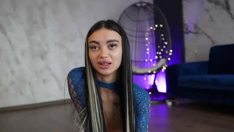Snapshot of rachelravee chatting on March 2026 05:23:01 AM Ann online show from March 2026 05:23:01 AM