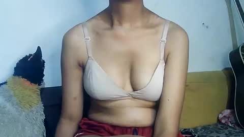 Snapshot of rachelshiny chatting on September 2025 06:52:02 PM RachelShiny online show from September 2025 06:52:02 PM