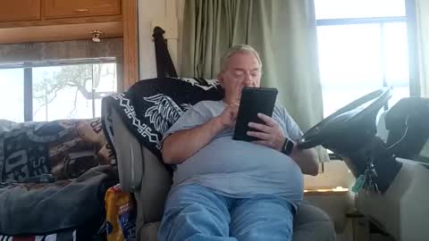 Snapshot of radiomantim chatting on April 2026 07:06:01 PM Radioman for fun online show from April 2026 07:06:01 PM