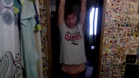 Snapshot of radskaterx chatting on April 2026 01:08:01 AM RadSkaterX online show from April 2026 01:08:01 AM