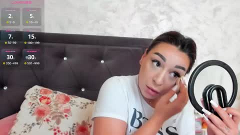 Snapshot of raelledarkstar chatting on May 2026 08:53:02 AM raelledarkstar online show from May 2026 08:53:02 AM