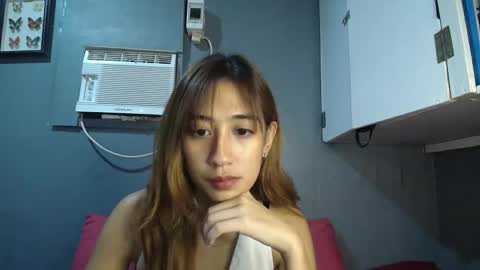 Snapshot of raesoleil chatting on March 2026 01:00:01 PM Rae online show from March 2026 01:00:01 PM