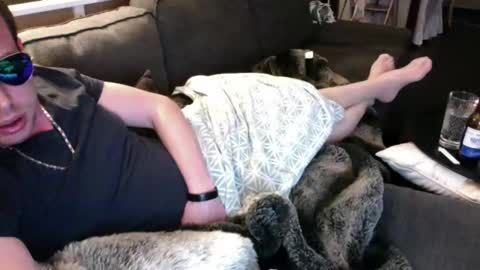 Raey online show from April 2026 09:17:02 PM