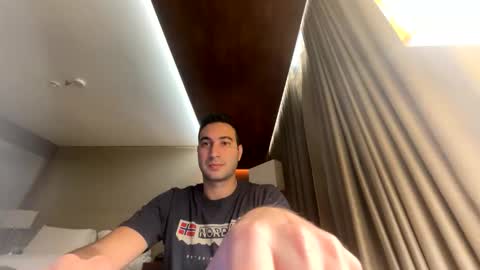 Snapshot of ragnearyou chatting on October 2025 09:35:02 PM ragnearyou online show from October 2025 09:35:02 PM