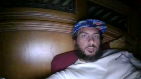 Snapshot of raidersman757 chatting on April 2026 05:32:02 PM hitman online show from April 2026 05:32:02 PM