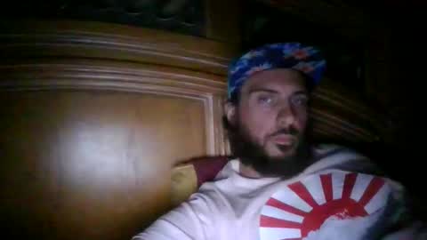 Snapshot of raidersman757 chatting on April 2026 09:26:01 PM hitman online show from April 2026 09:26:01 PM