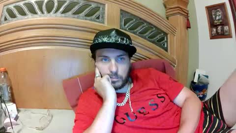 Snapshot of raidersman757 chatting on April 2026 07:33:02 PM hitman online show from April 2026 07:33:02 PM