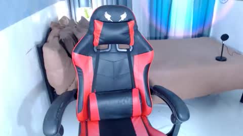 Snapshot of raileykink chatting on September 2025 12:12:02 AM itsmeRailey online show from September 2025 12:12:02 AM