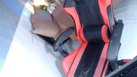 Snapshot of raileykink chatting on December 2025 12:07:01 AM itsmeRailey online show from December 2025 12:07:01 AM