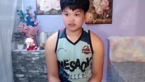 Snapshot of rain_cum chatting on May 2026 06:46:01 PM rain_cum online show from May 2026 06:46:01 PM