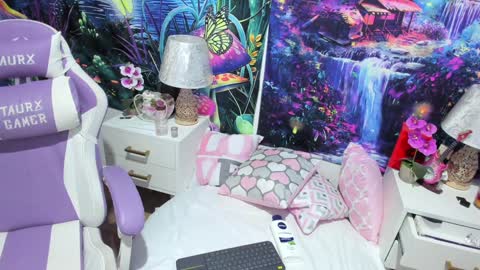 rainbow__coockie online show from January 2025 04:39:02 AM