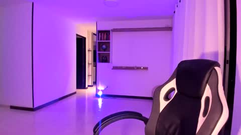 Jennyindependent model . online show from January 2026 12:23:02 AM