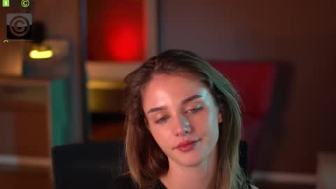 Raisa online show from November 2025 07:13:01 PM