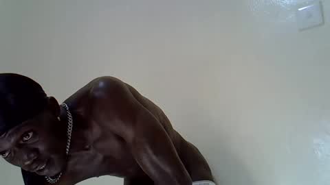 Snapshot of rakeem_1_ chatting on February 2025 01:21:02 PM rakeem 1  online show from February 2025 01:21:02 PM