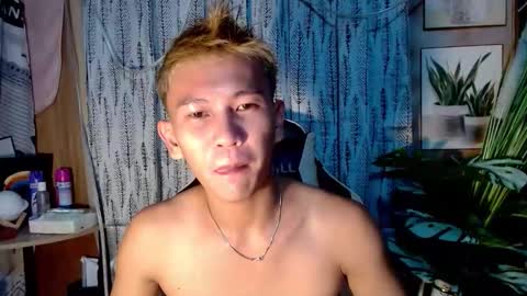 ralfhuge24 online show from October 2025 09:53:01 AM