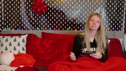 Snapshot of ramichick chatting on December 2024 01:29:02 AM Rami online show from December 2024 01:29:02 AM