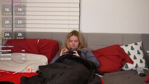 Snapshot of ramichick chatting on December 2024 07:44:01 AM Rami online show from December 2024 07:44:01 AM