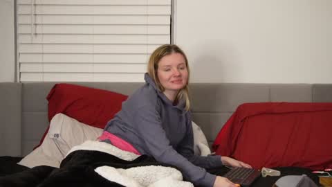 Snapshot of ramichick chatting on January 2025 07:48:02 AM Rami online show from January 2025 07:48:02 AM