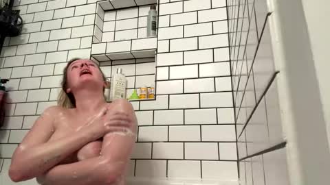 Snapshot of ramichick chatting on December 2025 02:32:02 AM Rami online show from December 2025 02:32:02 AM