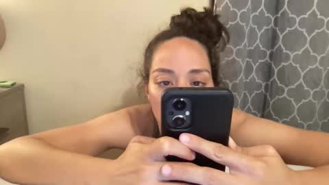 Snapshot of ramonajas chatting on April 2026 12:57:01 AM RamonaJ online show from April 2026 12:57:01 AM