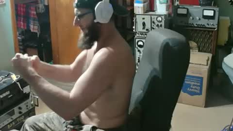 Snapshot of randalltotazz chatting on April 2026 07:58:01 PM Randall online show from April 2026 07:58:01 PM