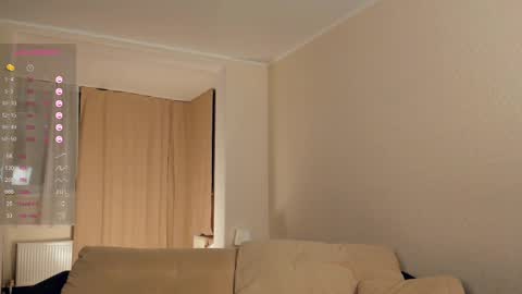 Snapshot of randichaplin chatting on February 2025 02:15:01 AM Vilda online show from February 2025 02:15:01 AM