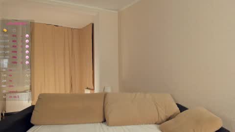 Snapshot of randichaplin chatting on February 2025 09:36:02 PM Vilda online show from February 2025 09:36:02 PM