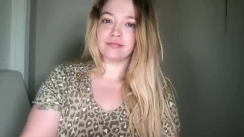 Snapshot of randiigirl69 chatting on October 2025 09:53:01 AM Randii online show from October 2025 09:53:01 AM