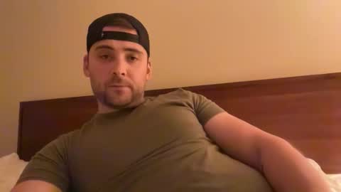 randomdude5950 online show from March 2026 02:50:01 AM