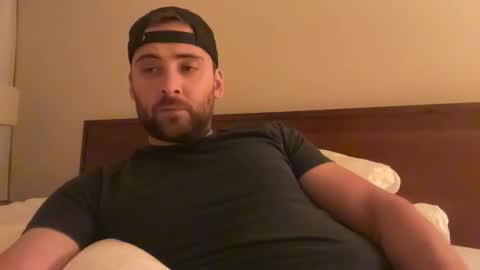 randomdude5950 online show from April 2026 02:47:01 AM