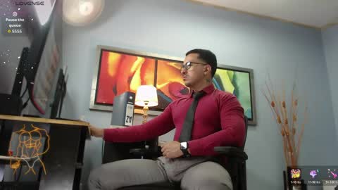 Snapshot of randylukehot chatting on April 2026 07:38:02 PM randylukehot online show from April 2026 07:38:02 PM