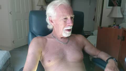 Snapshot of ranger1001 chatting on June 2026 07:42:01 PM ranger1001 online show from June 2026 07:42:01 PM