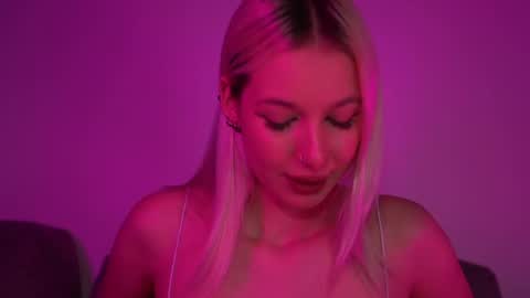 Snapshot of rany_thompson chatting on April 2026 06:21:01 PM Rany Thompson online show from April 2026 06:21:01 PM